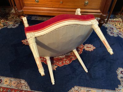 Poltrona cabriolet in velluto rosso di epoca Luigi XVI