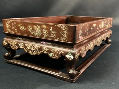 Scholar's table in exotic wood with inlaid mother-of-pearl decoration Indochina late 19th century