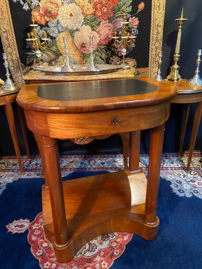 Solid walnut console desk and writing table with sofa back, XIXth Empire period