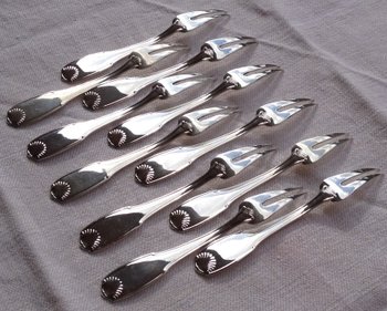 11 silver plated shellfish forks shell model