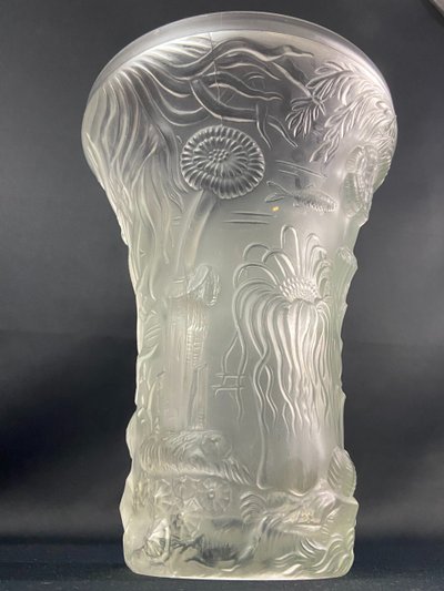 Large Josef Inwald Barolac 1936 Art Deco frosted glass vase, marine life decor