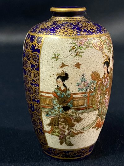 Small Satsuma earthenware vase Meiji Japan decorated with midnight blue & gold female figures