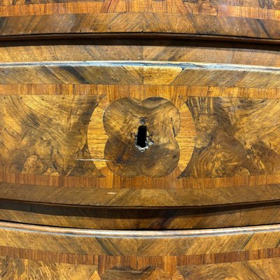 Importante commode marquetée Louis XV