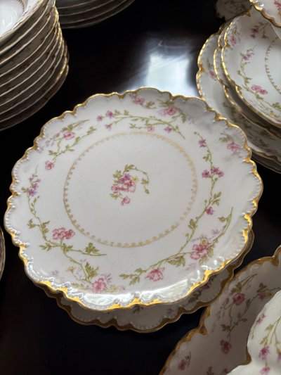 SERVIZIO DA TAVOLA HAVILAND FRANCE 74 PEZZI