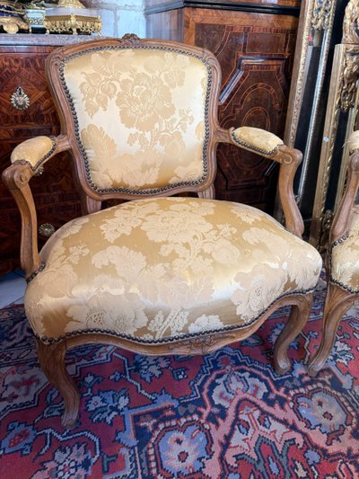 PAIR OF CABRIOLETS LOUIS XV - 18th century, stamped Guillaume BOUCAULT