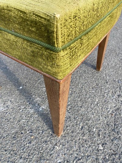 suite de 7 chaises art deco en chêne dans le style de Maurice Jallot, André Arbus, circa 1940