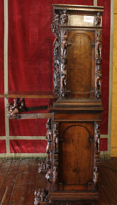 Genoese Cabinet Called Stipo From The Renaissance Period In Walnut - 16th Century