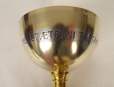 Chalice Paten Silver Vermeillé Minerve Maison Evellin Rennes Crucifixion XXth century