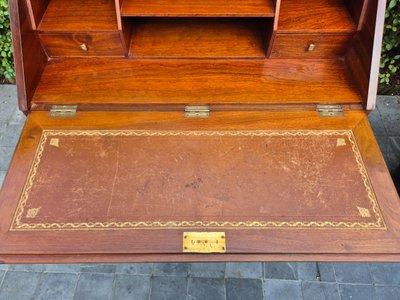 Bureau de pente en marqueterie style Louis XVI