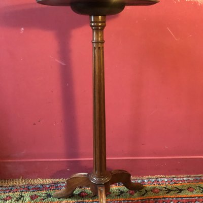 Tavolo con piedistallo, XIX secolo