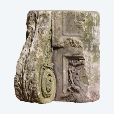  Elemento architettonico in pietra, ornamento da giardino, XVII-XVIII secolo