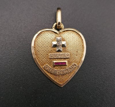 Important Augis Heart of Love Diamond and Ruby Medal, 18-carat gold.