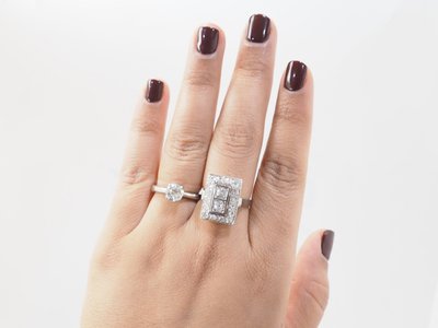 Art Deco ring in white gold and platinum, diamonds