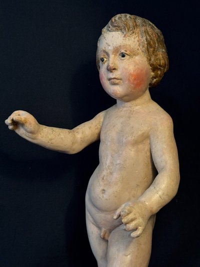 Child in polychrome carved wood France 17th century H42