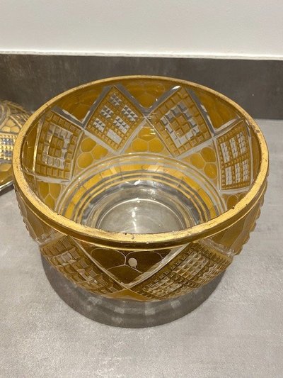 Crystal punch bowl and lid