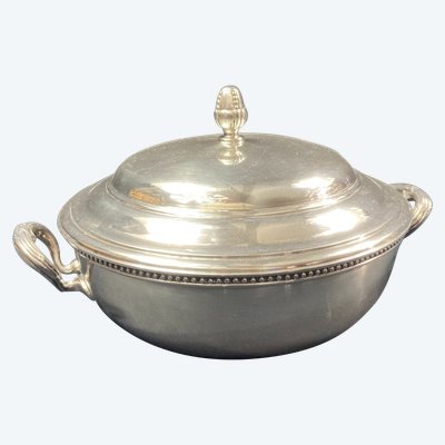 Piatto per verdure argentato in stile Luigi XVI firmato ERCUIS