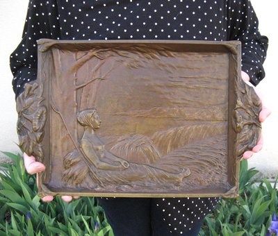 Niedriges Relief Aus Bronze Signiert Bénard. Jugendstil.