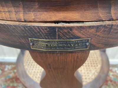 Cannnage hairdresser chair Paul Tournay