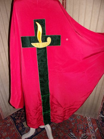 Chasuble in red ottoman mid 20th century