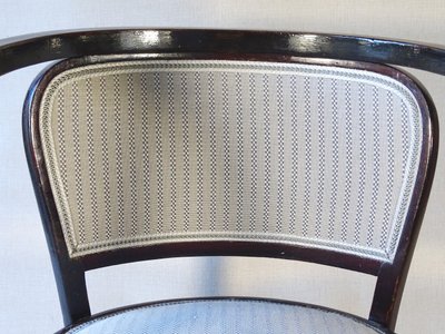 Armchair N°715 by Gustave Siegel for KOHN, 1905. Backhausen, no Thonet