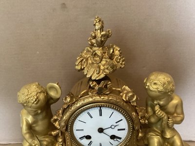 Louis XVI bronze clock