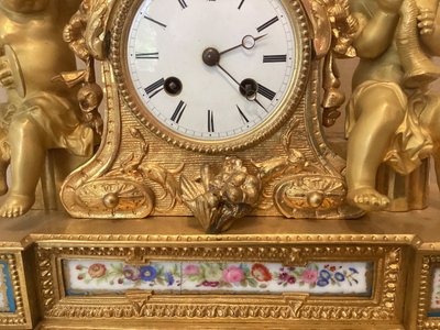 Louis XVI bronze clock
