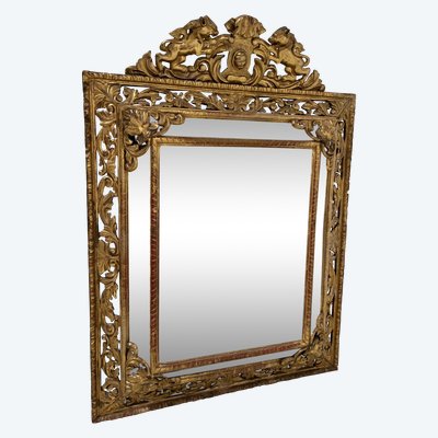 Miroir a pare closes de style Louis XIV en bois et stuc doré XIX siècle