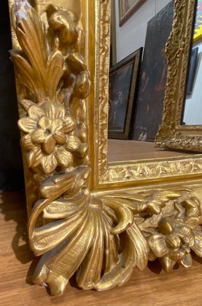 Specchio in legno intagliato - stile Luigi XV
