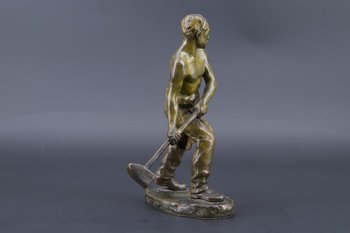 Bronzo raffigurante un operaio alla mazza, Andor Ruff (1885 - 1951)