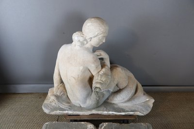 Garden fountain and its basin, late 19th and early 20th century