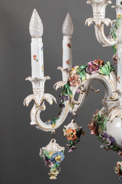 Lampadario in porcellana di Dresda, fine XIX secolo 