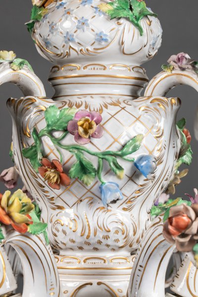 Lampadario in porcellana di Dresda, fine XIX secolo 