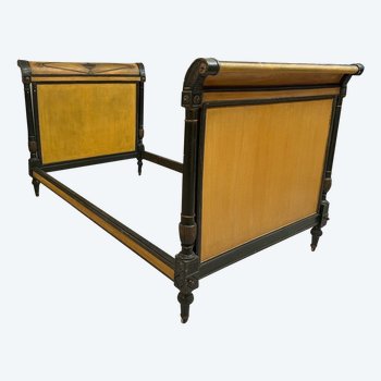 Lit En Bois Laqué d'Epoque Directoire XVIIIème Vers 1795