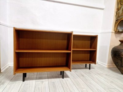 Coppia di librerie di metà secolo