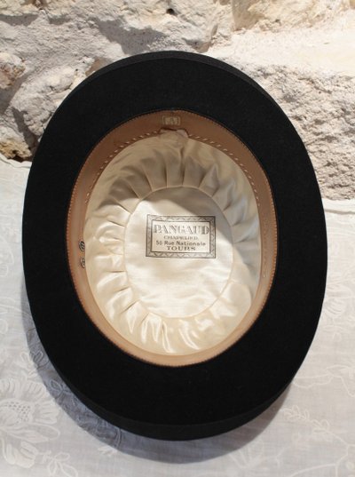 Felt bowler hat from Pangaud, hatter in Tours