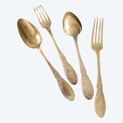 2 art nouveau place settings.