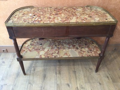 Une console desserte Louis XVI en acajou