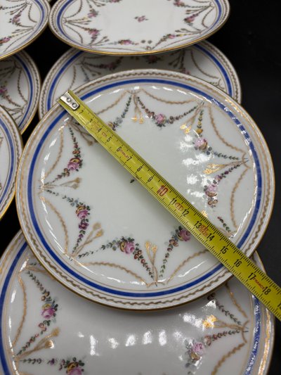 CAKE PLATES