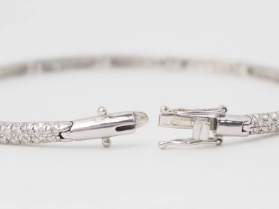 Bracciale River in oro bianco e diamanti 1,10 carati