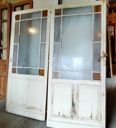 Deux Anciennes Larges Portes Vitrées De Magasin Boutique Cloison Vitrée Pose Galandage