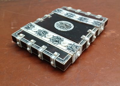 Custodia della carta.