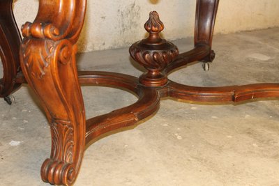 Table de salle à manger en noyer avec ses 3 allonges style Louis XV ép. 19ème long : 3 mètres