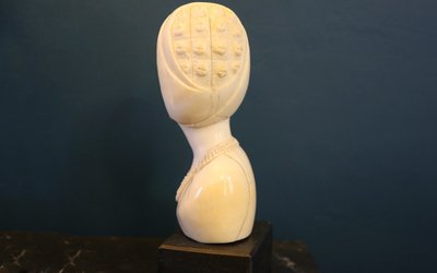 Busto femminile in avorio Inizio XX secolo