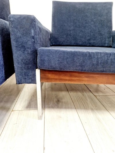 Pair of mid-century Danish club chairs in the Kiushu Saporiti style