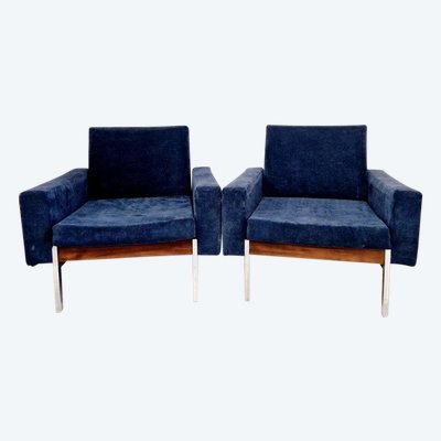 Pair of mid-century Danish club chairs in the Kiushu Saporiti style