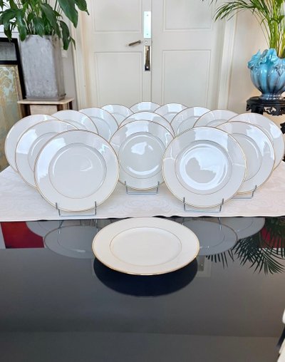 Porcelain Dessert Plates - Dinner Service