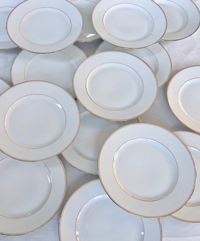 Porcelain Dessert Plates - Dinner Service