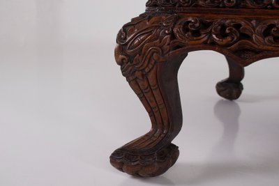 Tavolino birmano, tavolo d'altare.