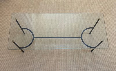Couchtisch aus Glas von Pierre Guariche, 1960.