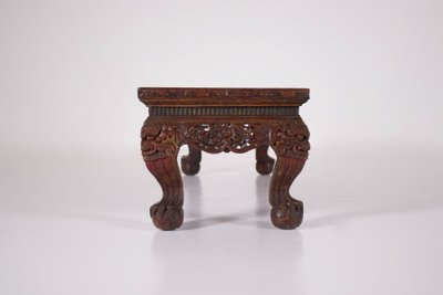 Andachtssockel, kleiner burmesischer Altar